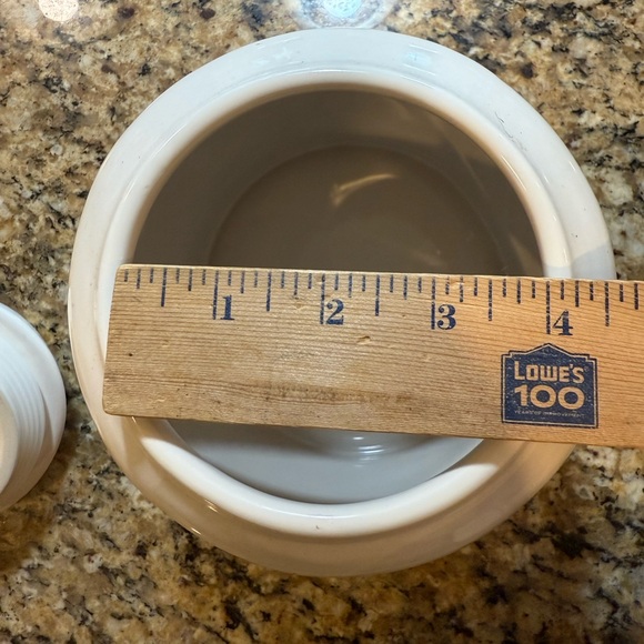 Rae Dunn OG Cookie Jar. Artisan collection - Picture 9 of 11